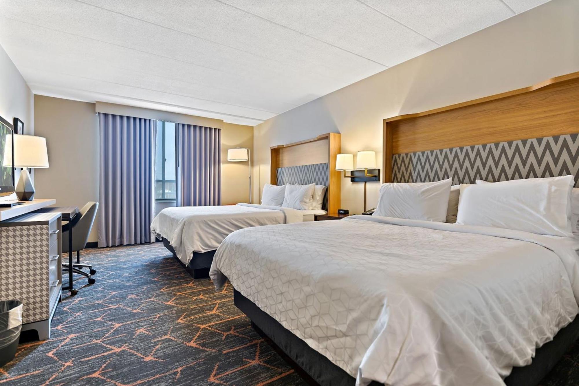 Holiday Inn Portsmouth By Ihg Exterior photo